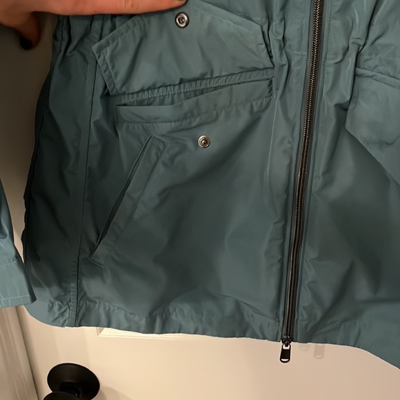 Athleta jacket size S. Teal. - Picture 4 of 7